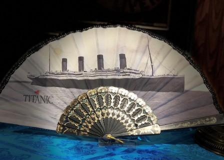 CUSTOM MADE TITANIC HAND FAN